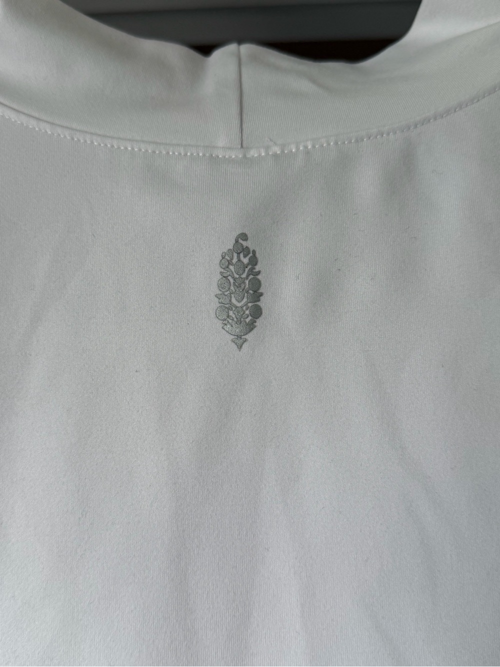 Free People FP Movement White High Neck Open Side Workout Tank M - Picture 3 of 6